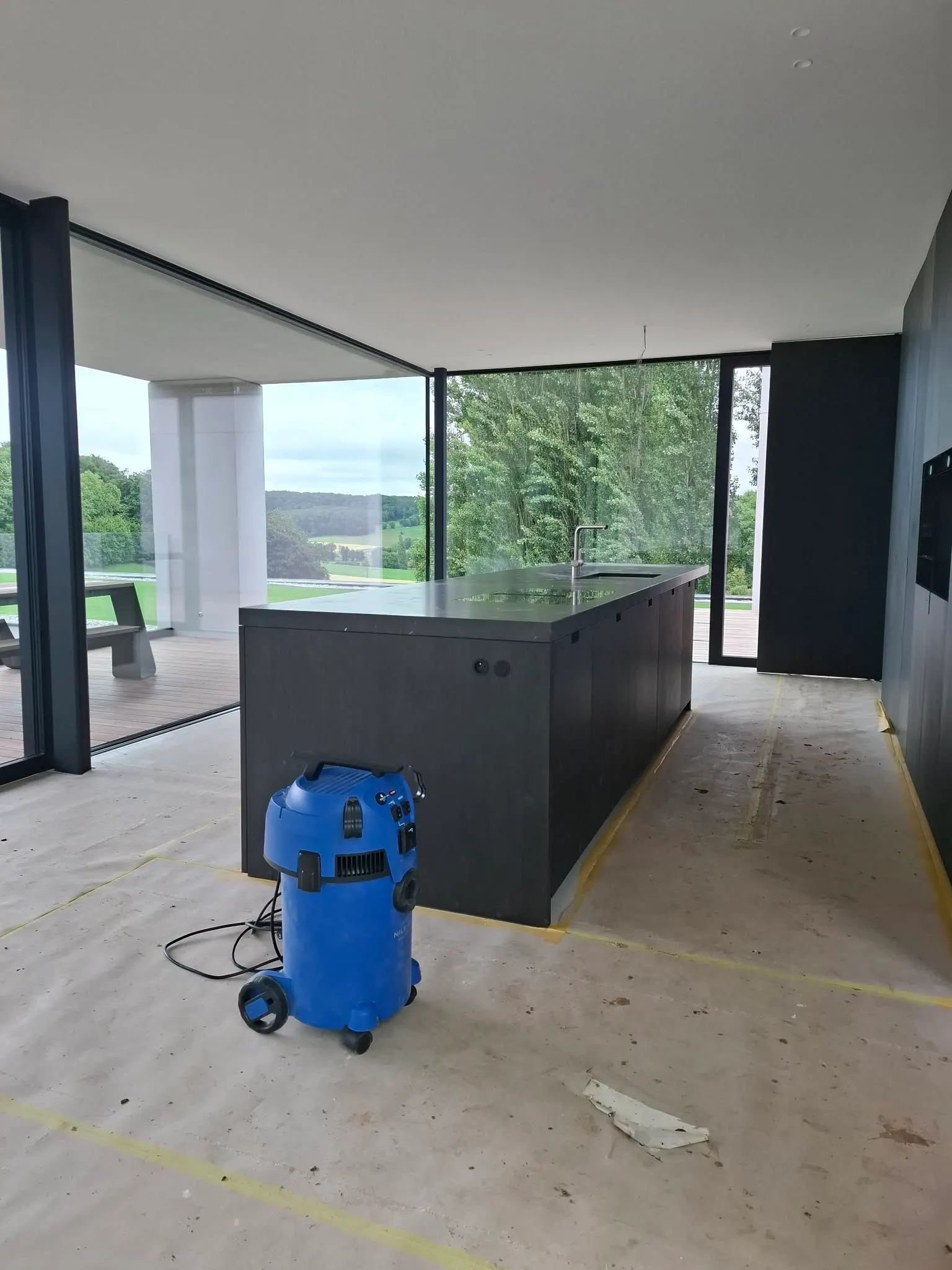 Réalisation Makclean — Nettoyage de fin de chantier d’une villa moderne