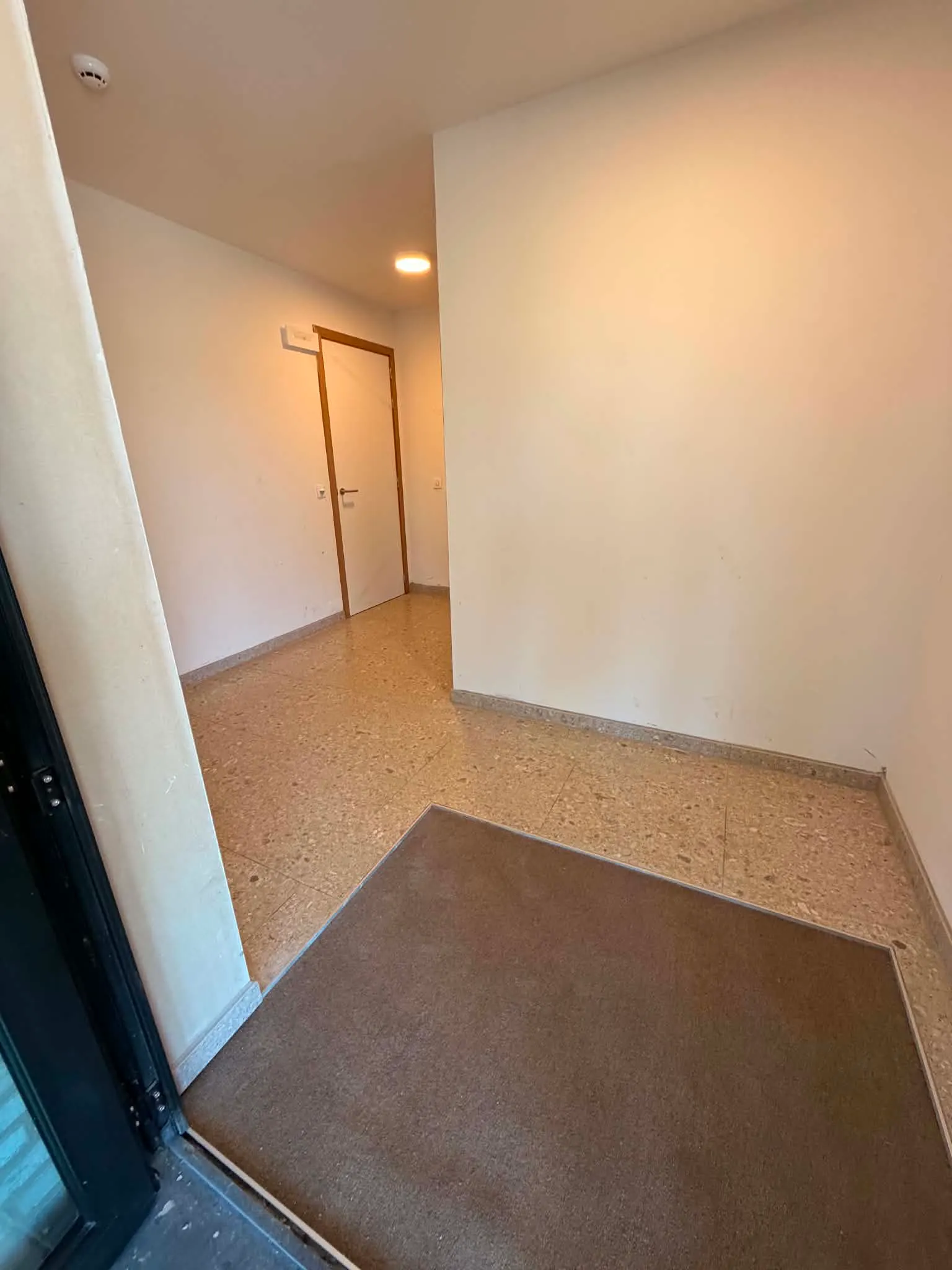 Réalisation Makclean — Nettoyage d’un hall d’immeuble en copropriété